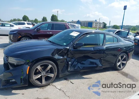 2017 Dodge Charger Sxt z USA, uszkodzony, nr VIN 2C3CDXHG5HH602058
